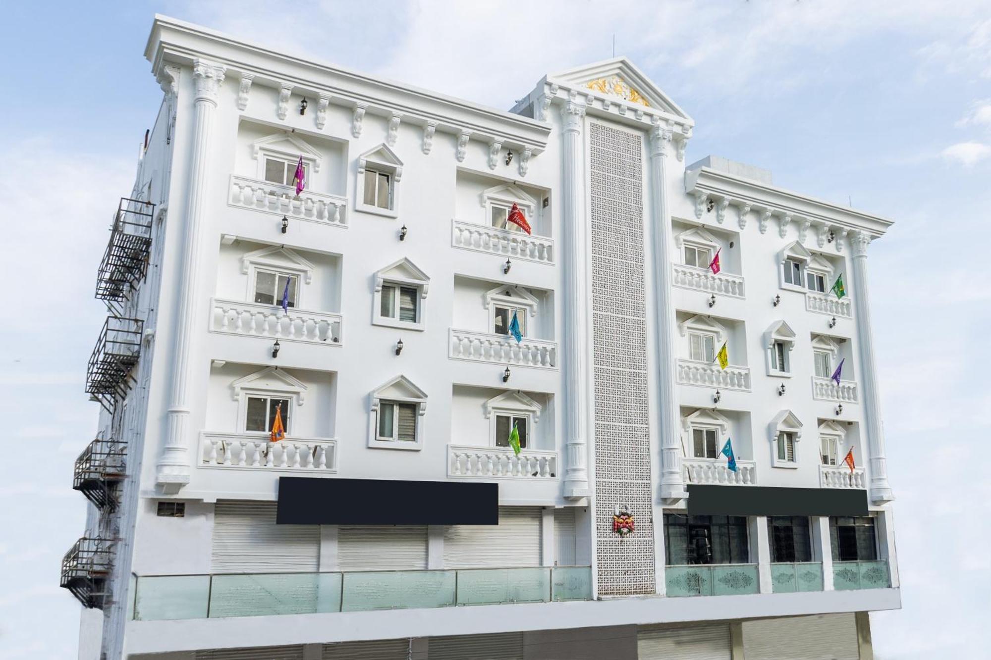Treebo Seventh Heaven Kukatpally حيدر أباد المظهر الخارجي الصورة